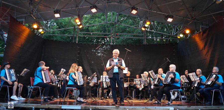 Sommerkonzert der Rhythmischen Harmonika Forchheim